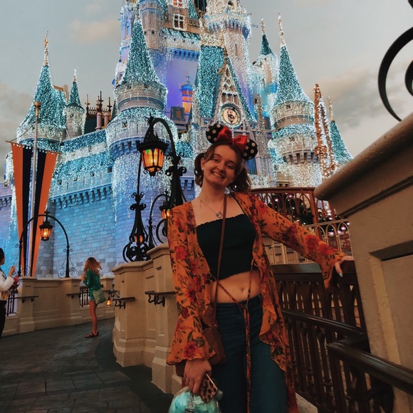 Meet your posher, Jess! - Picture 2 of 8